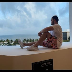 Meet your Posher, Bobby